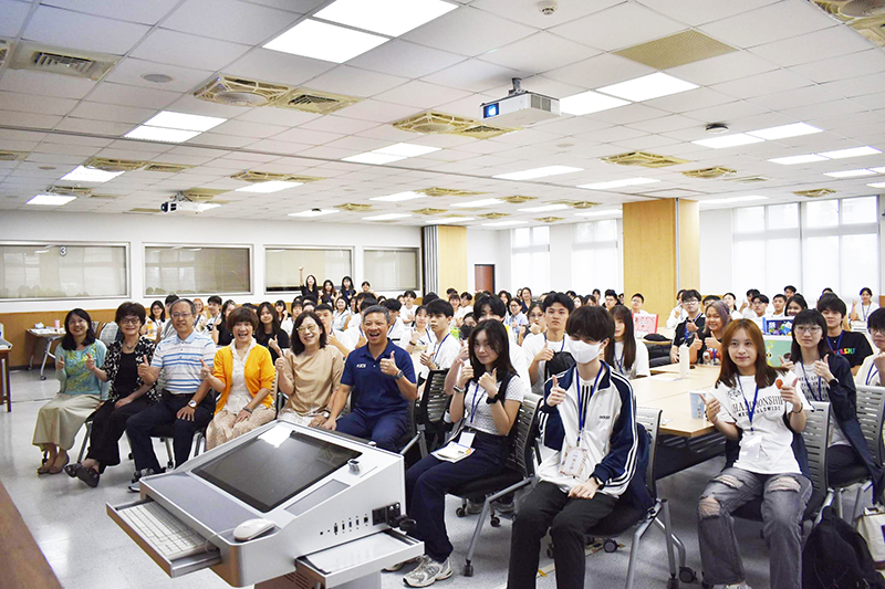 青春・探索・有格調: 理外民織轉銜營學長姊與新生共學同樂