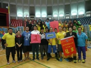輔進拔河大賽 運管學程奪冠 輔進拔河大賽 運管學程奪冠