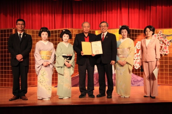 「嬉春‧加賀の舞」在輔大 展演東洋藝伎文化 「嬉春‧加賀の舞」在輔大 展演東洋藝伎文化