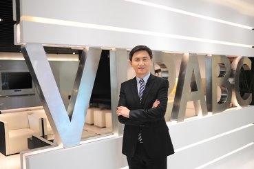 從化學博士到線上教育領航者 校友楊正大:實驗室教我成功的秘訣