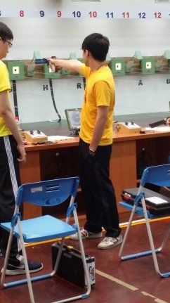 105全大運》射擊團體男子組 勇奪輔大第一金 105全大運》射擊團體男子組 勇奪輔大第一金