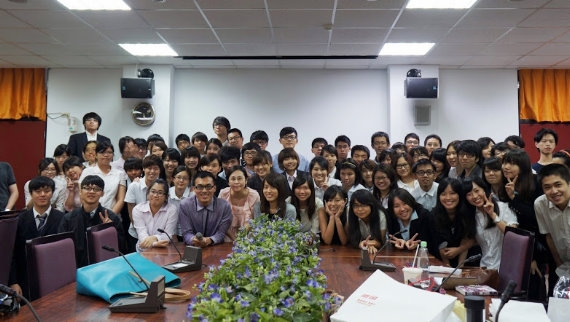 輔大心理系老師高玉靜 著重人與人有溫度的互動 輔大心理系老師高玉靜 著重人與人有溫度的互動