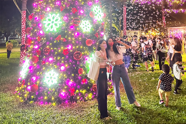 The Fu Jen Christmas lightning ceremony warms the hearts