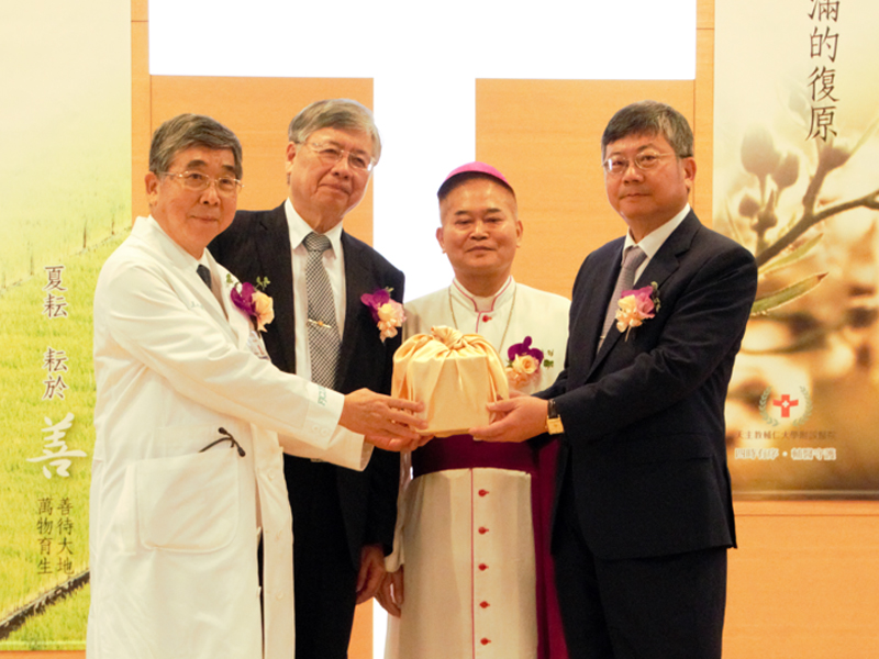 「雲林史懷哲」黃瑞仁接任輔醫院長   七大理念打造世界一流天主教大學醫院