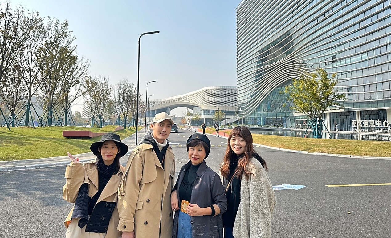 FJCU Textile and Fashion Professor, Students Renew Cross-strait Exchange