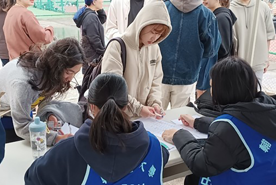 輔大宿舍排球賽熱血開打！寒流也擋不住的青春活力，永續精神躍動球場