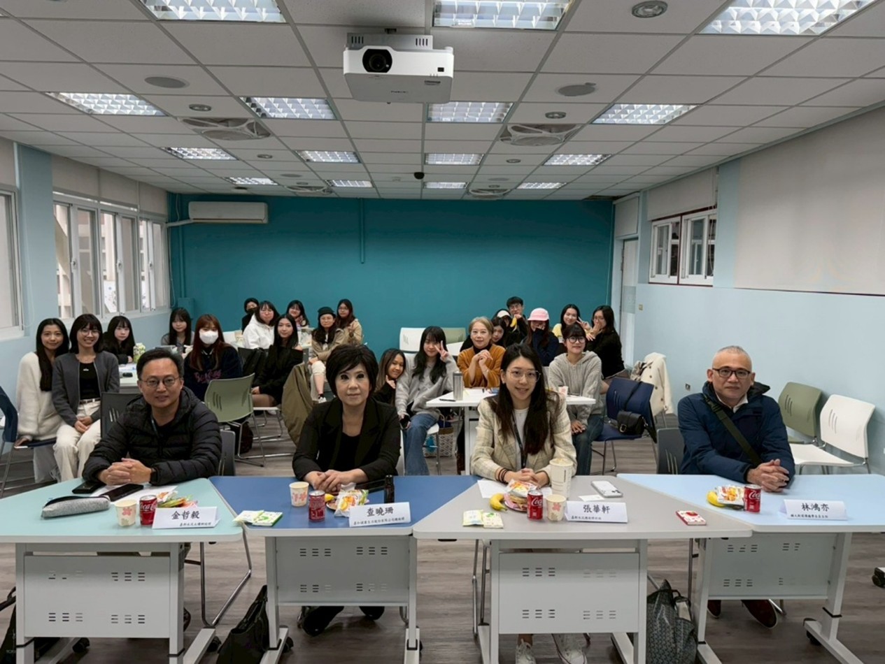 新聞傳播學系產學合作成果展 企業評審肯定學生影音實力